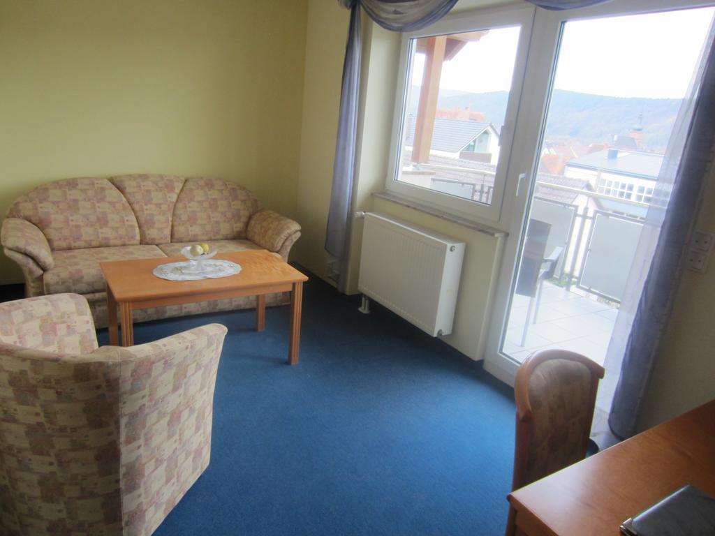 Katharinenhof Hotel Klingenberg am Main Bilik gambar